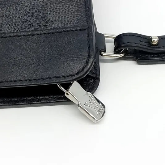 LOUIS VUITTON GRAPHITE STANDING CLUTCH (JP)