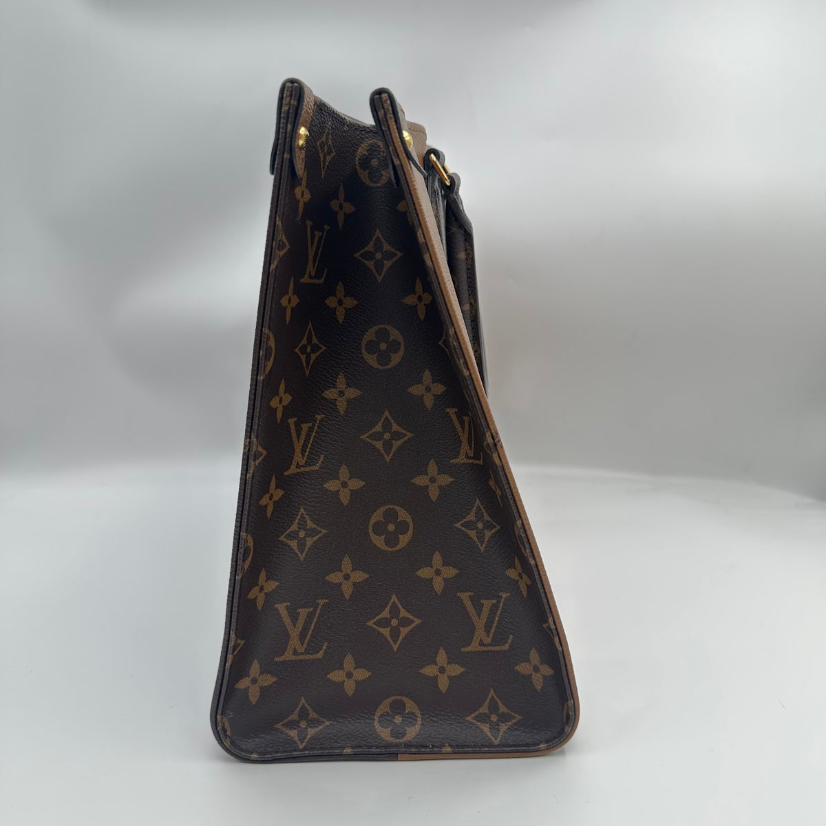 Louis Vuitton OnTheGo MM (LX1582)