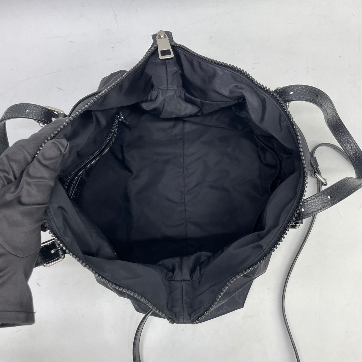 Gucci Black Nylon GG Trim ONE Shoulder Bag 510332