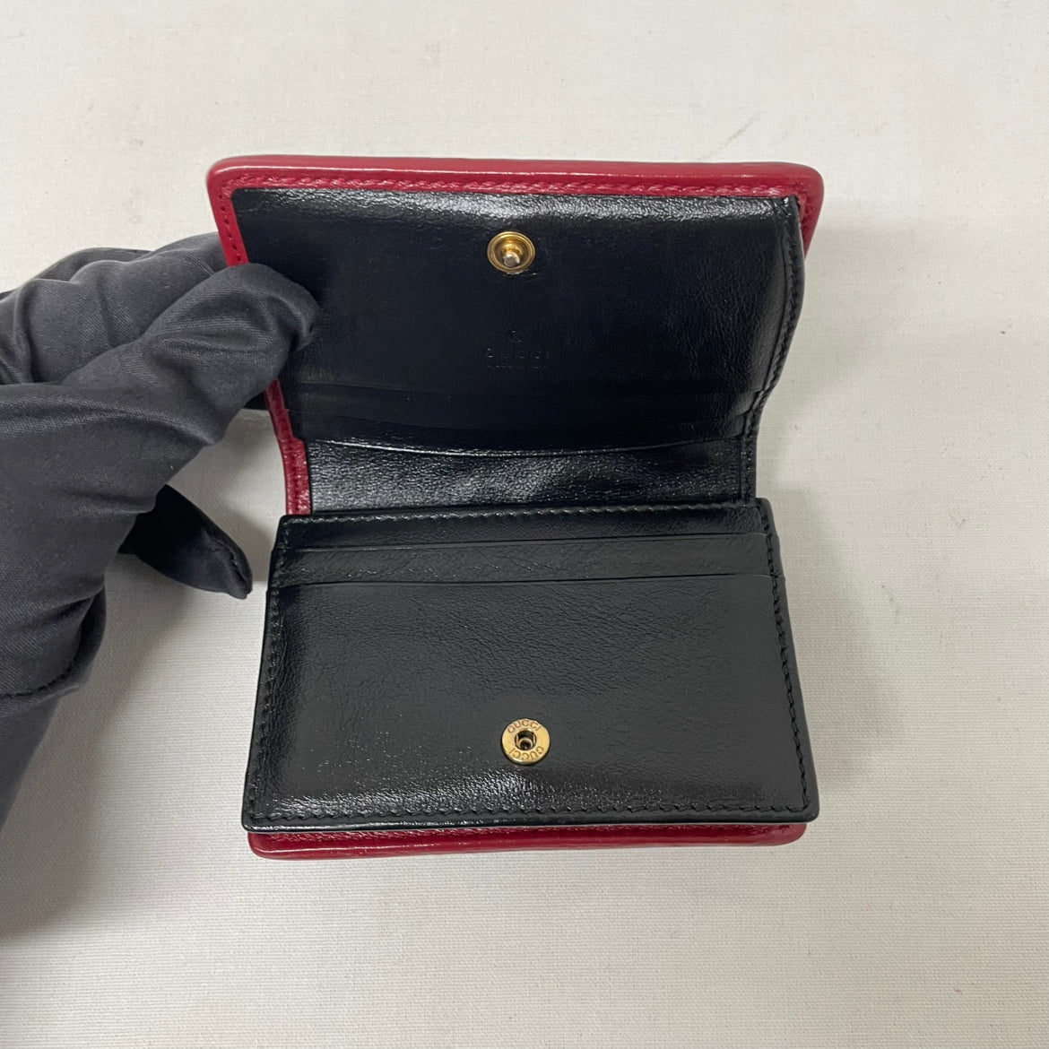Gucci Black Leather Red Stitch Torchon GG Marmont ONE Bifold Wallet 573811