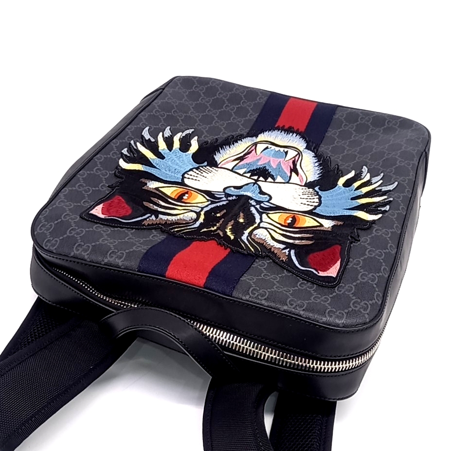 Gucci GG Supreme Backpack (478324) (10543400)