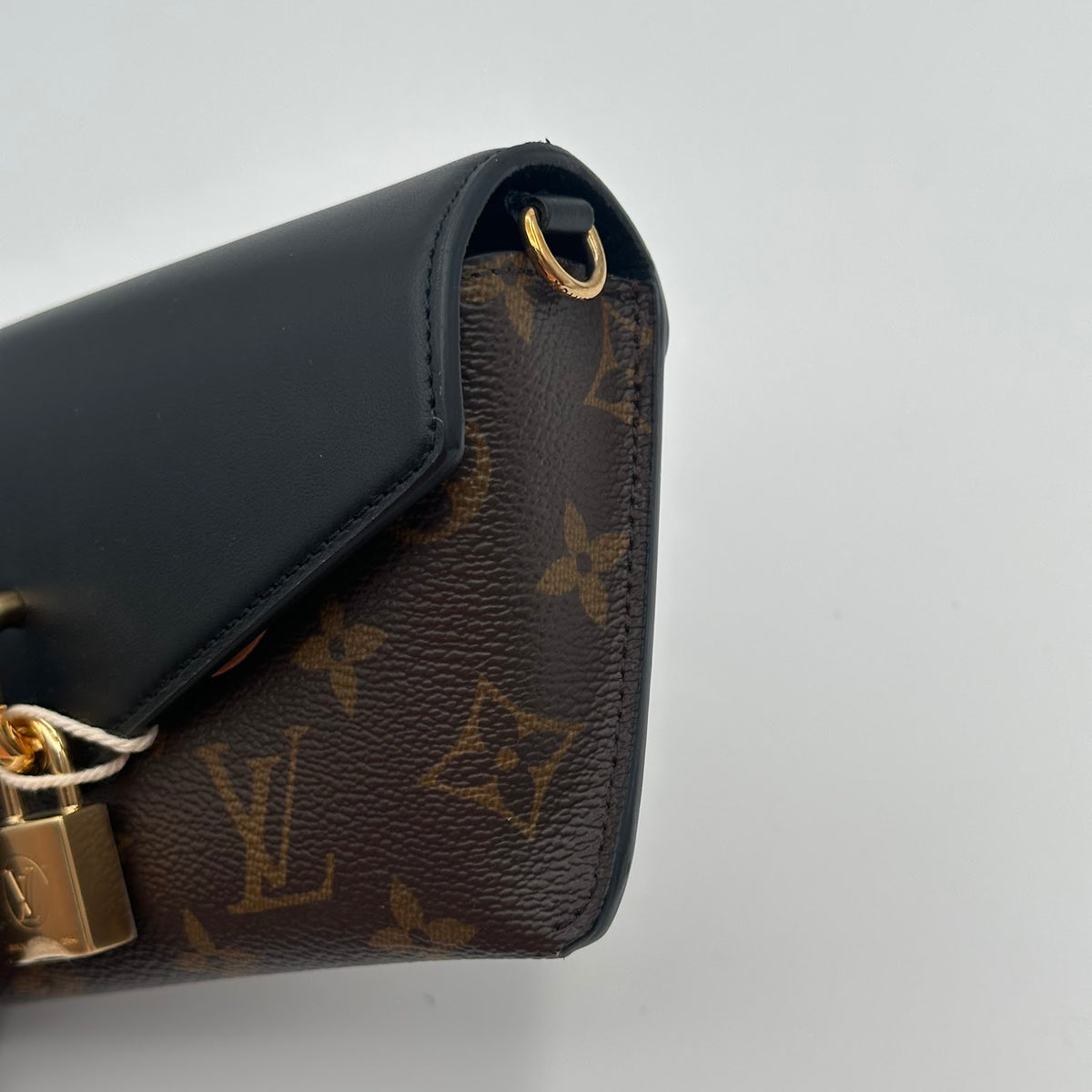 Louis Vuitton Color-Block Lock Bag - Microchip Version (BL1033)