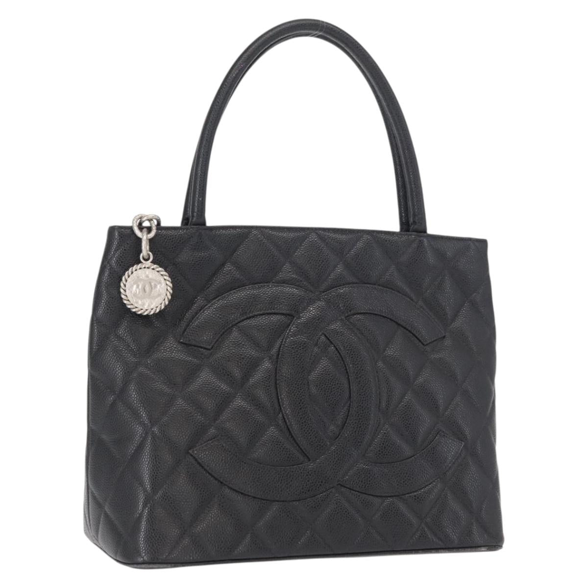 CHANEL Matelasse Reprint Tote Bag Caviar Skin Black CC Auth 168135