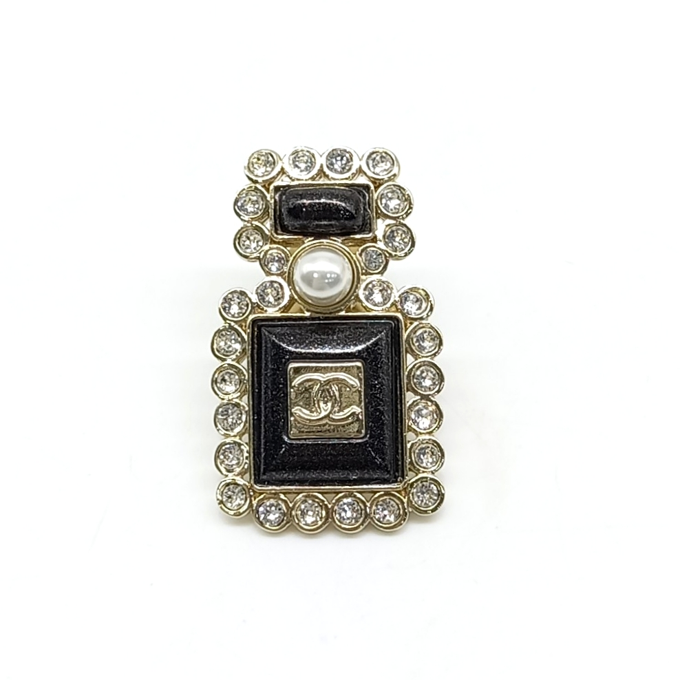 Chanel Brooch (10203528)