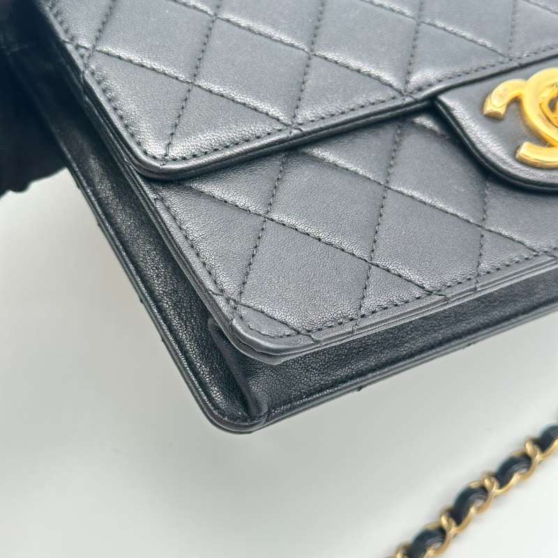 Chanel Pearl Chain Crossbody Bag in Black and Gold (MM049)