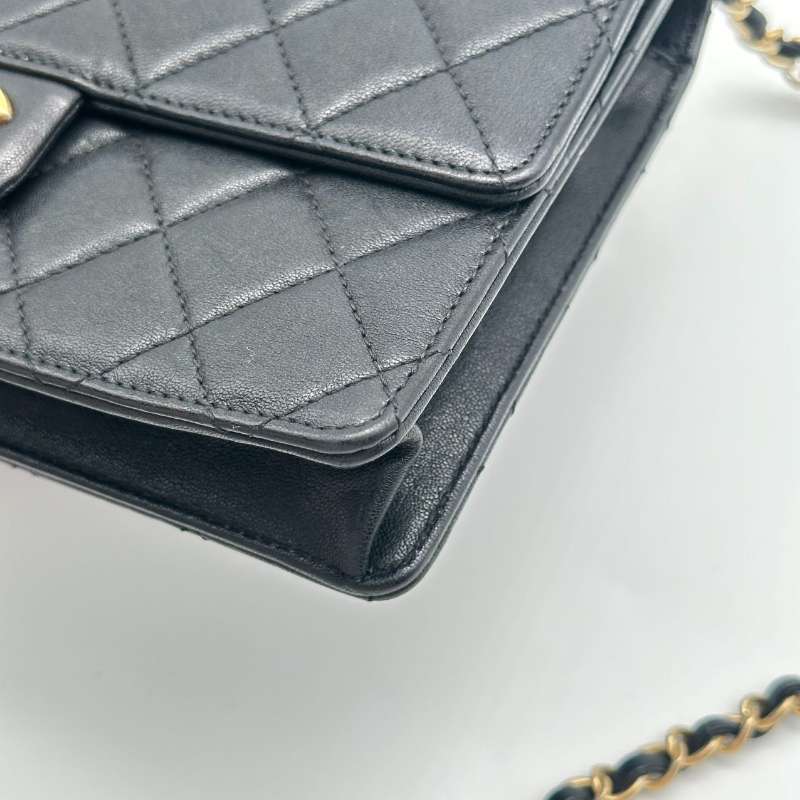Chanel Pearl Chain Crossbody Bag in Black and Gold (MM049)