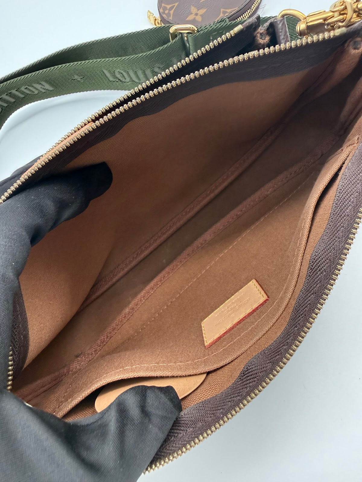 Louis Vuitton 5-in-1 Bag with Green Strap (LX1689)
