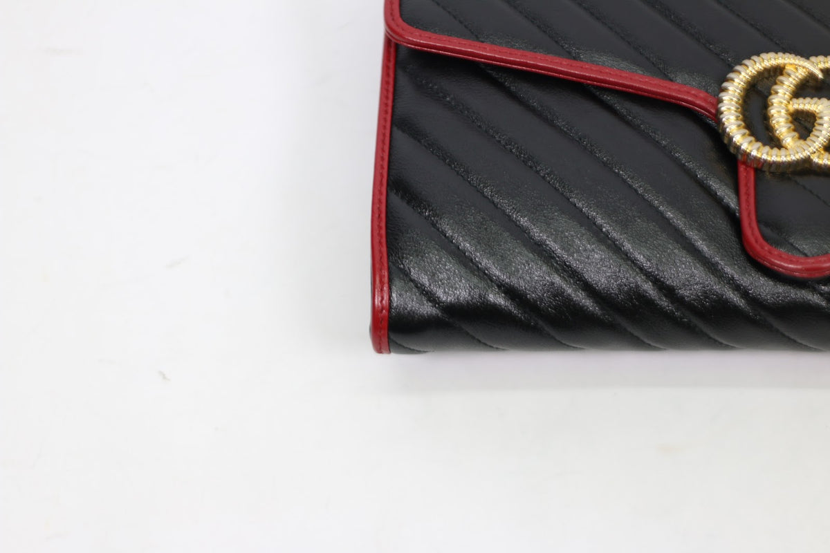 Gucci Black Leather Chevron GG Marmont ONE Clutch 498079