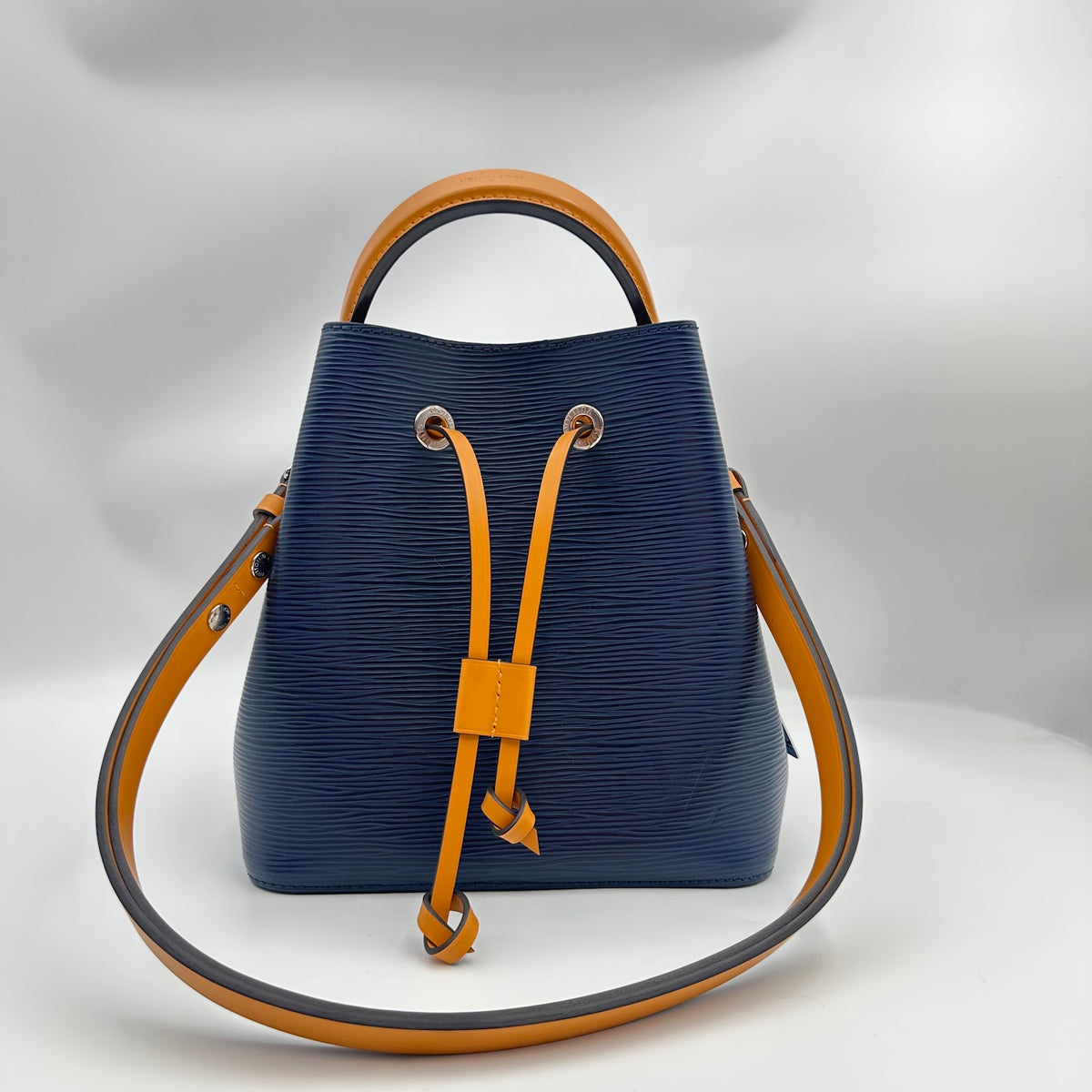 Louis Vuitton Small Bucket Bag (BL1036)