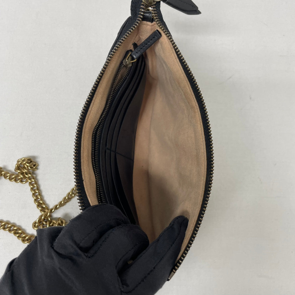 Gucci Black Leather Matelasse Marmont Chain Mini Crossbody Bag 443447 (V7215913)