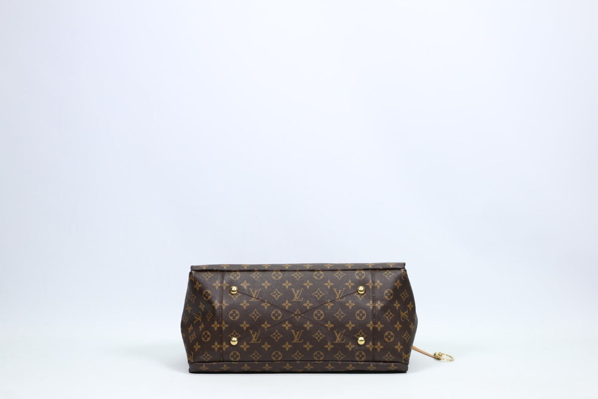 Louis Vuitton Brown PVC Monogram Canvas Artsy MM Shoulder Bag M40249 (V1260917)