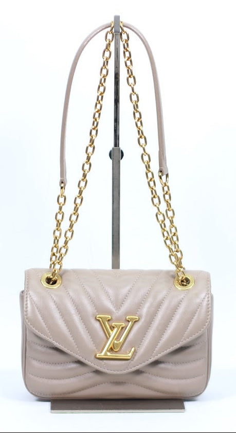 Louis Vuitton Beige Taupe Cowhide Leather LV New Wave Chain ONE Shoulder Bag M58550 (V1275825)