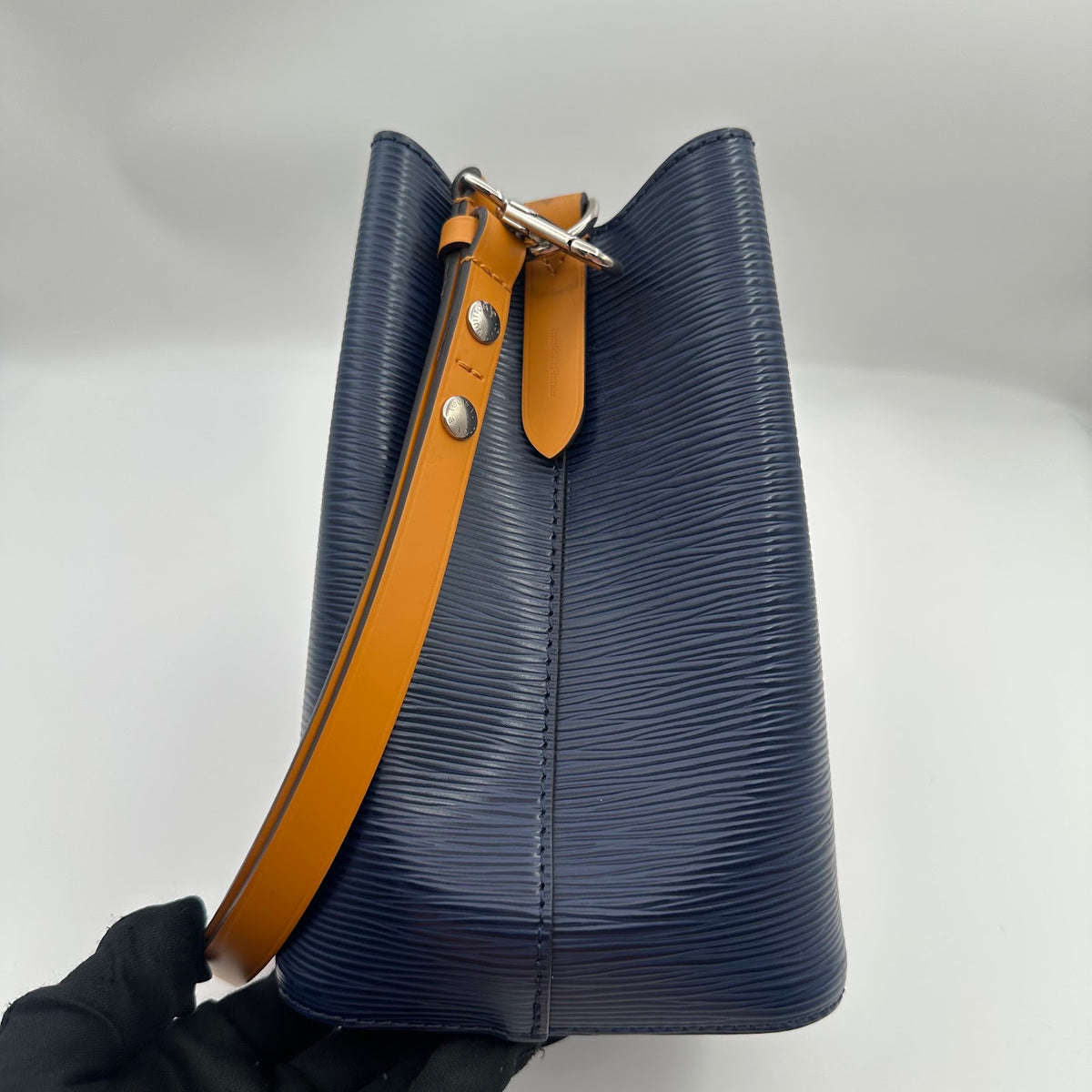 Louis Vuitton Small Bucket Bag (BL1036)