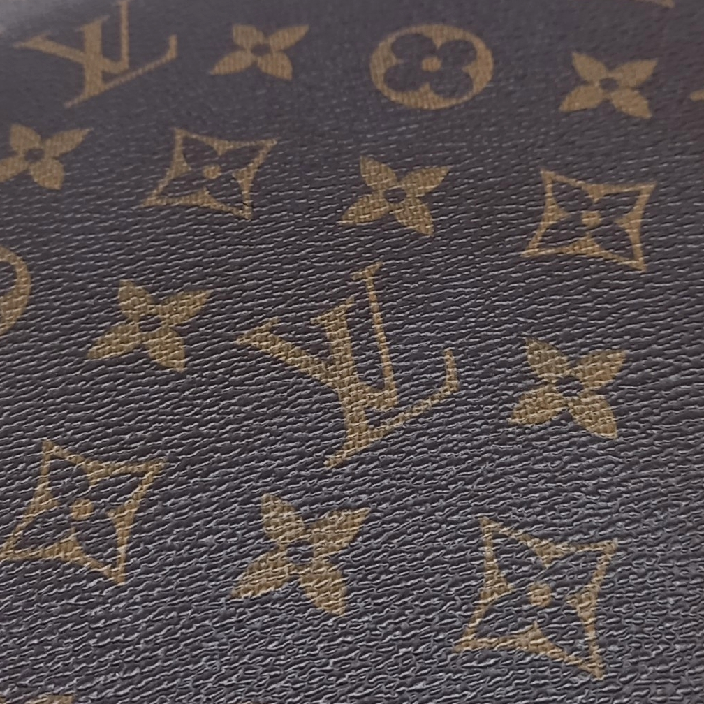 Louis Vuitton Monogram Etui Voyage MM (10581086)