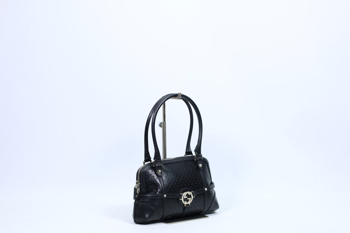 Gucci Black Leather Punched Silver Interlocking Perforated ONE Shoulder Bag 114882 (V7210917)