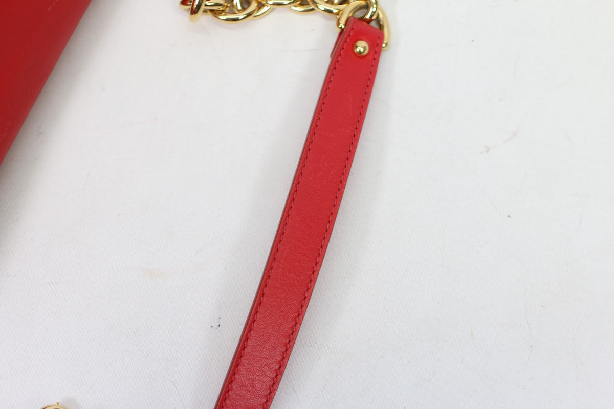 Fendi Red Leather FF Detail Metacrire Mamma Chain ONE Shoulder Bag 8BR638 (V9610904)