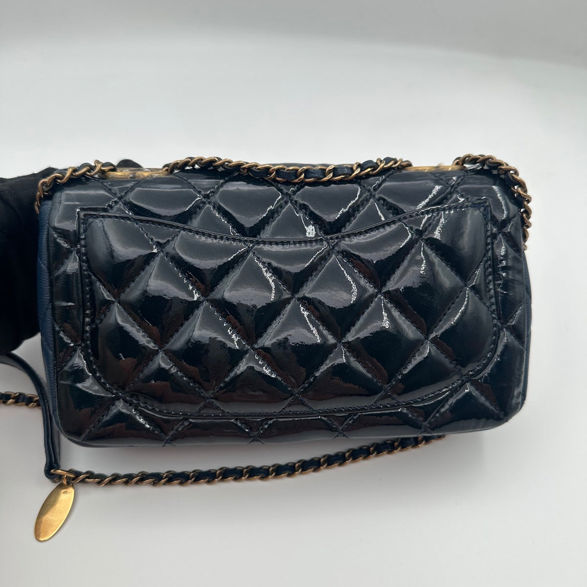 Chanel Small Classic Flap Patent Leather Navy Blue (LX1646)