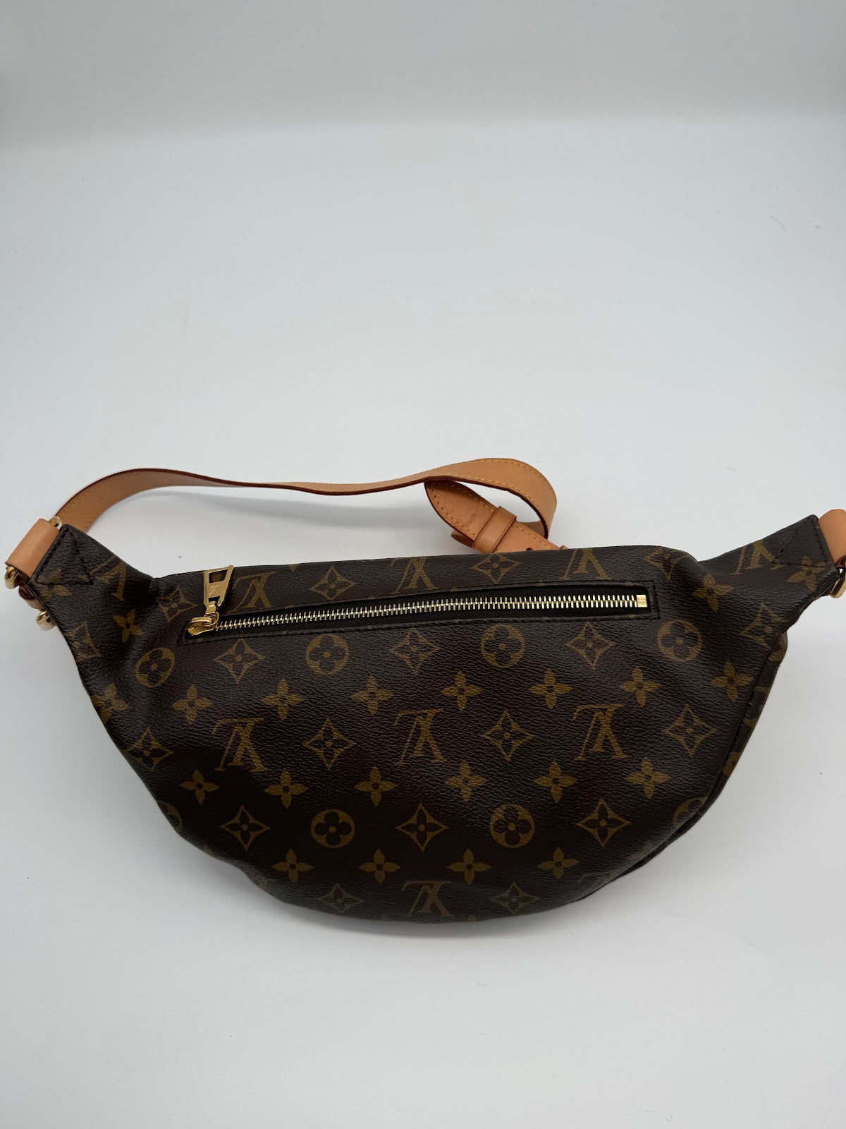 Louis Vuitton Monogram Belt Bag (LY1507)