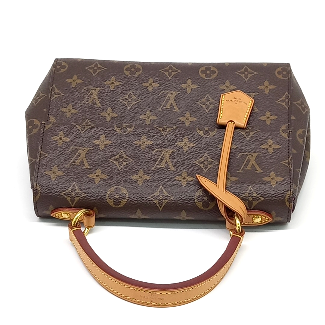 Louis Vuitton Monogram Cluny BB M42738 (10559397)