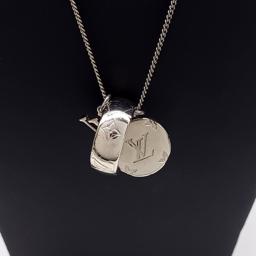 Louis Vuitton Monogram Charms Necklace M62485 (10498341)
