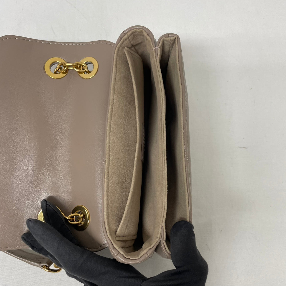 Louis Vuitton Beige Taupe Cowhide Leather LV New Wave Chain ONE Shoulder Bag M58550 (V1275825)
