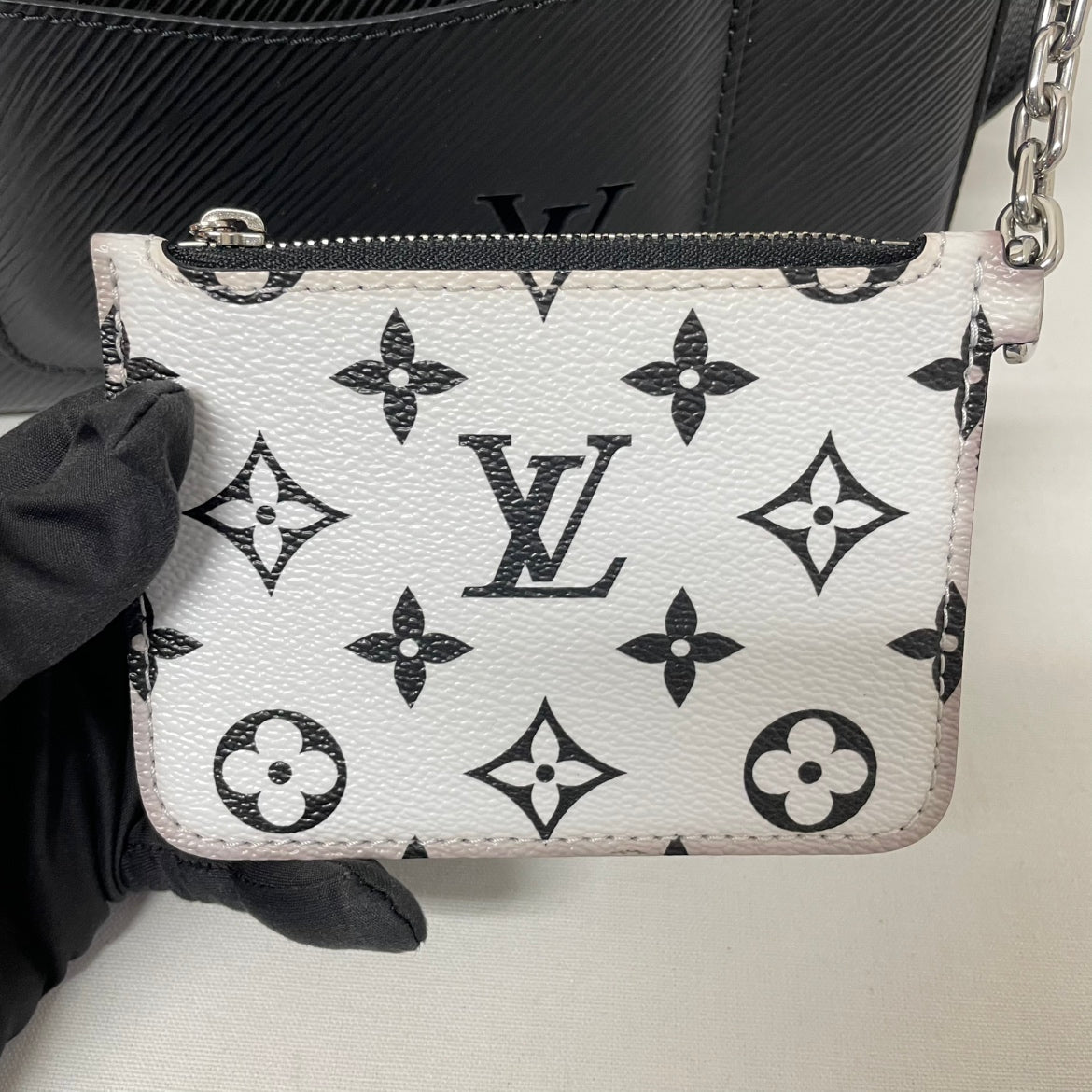Louis Vuitton Black Epi Marel ONE Shoulder Bag M80689 (V12112813)