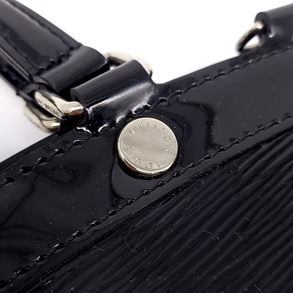Louis Vuitton Glossy Epi Brea MM M40328 (10359751)