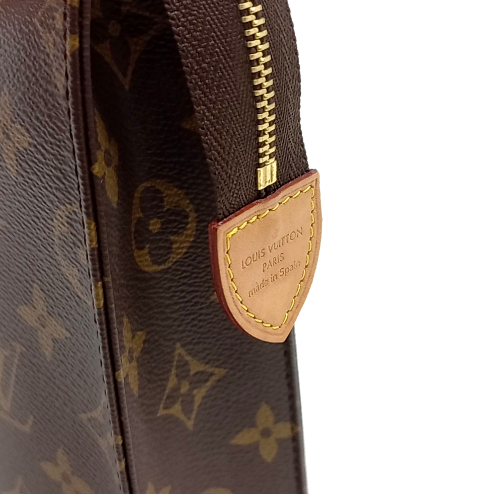 Louis Vuitton Monogram Pochette Toilette 26 (10514937)