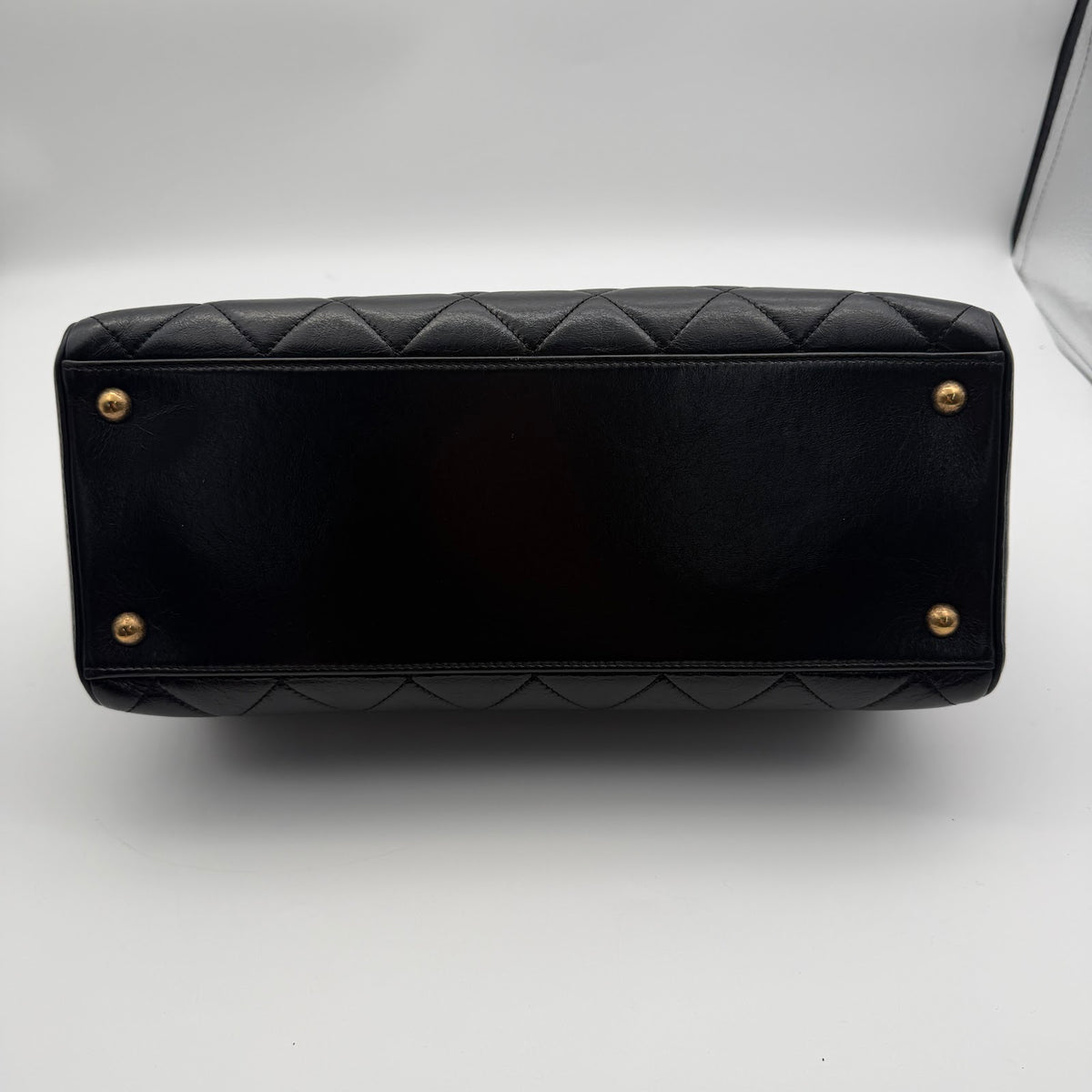 Chanel Waxed Leather Tote - base
