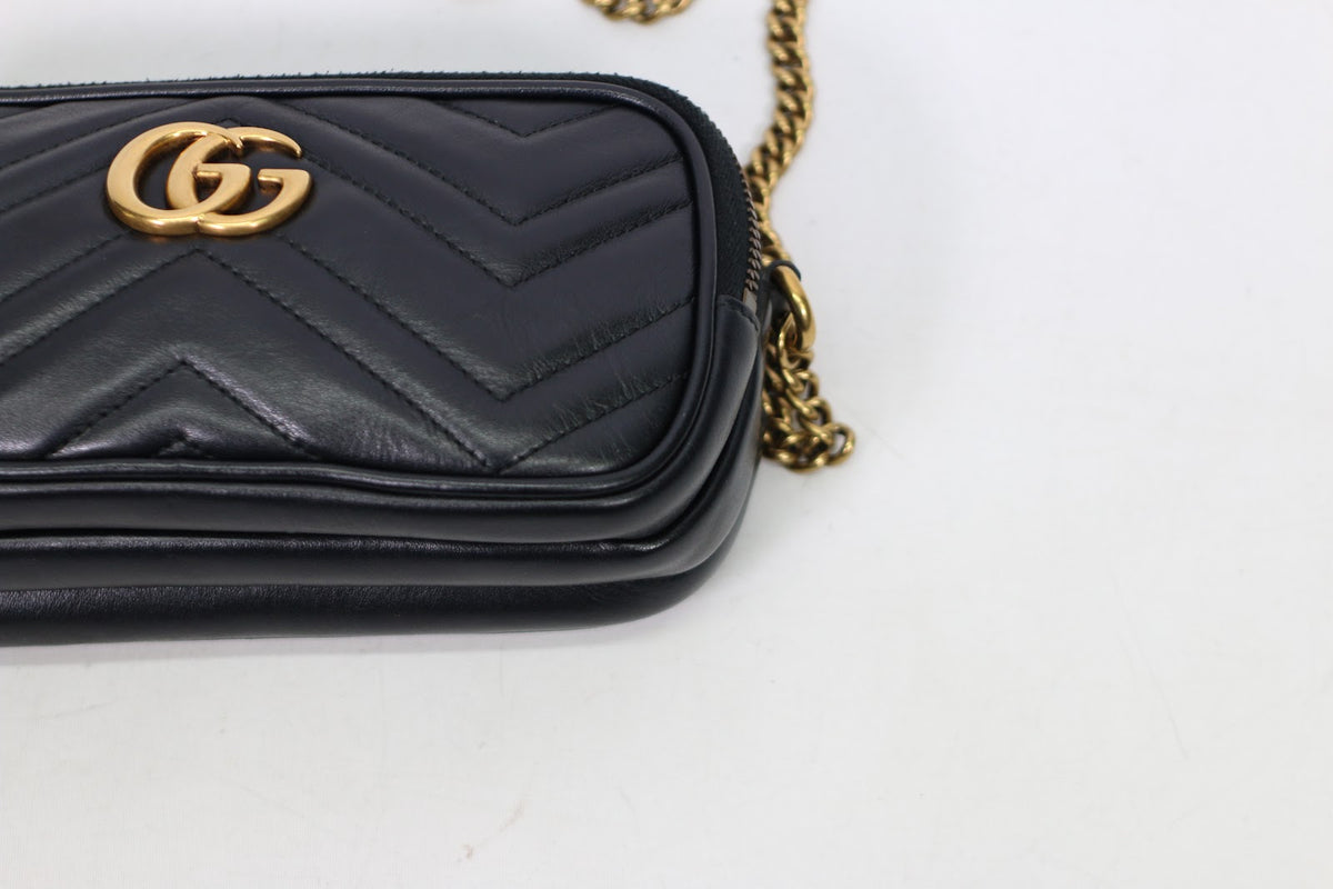 Gucci Black Leather GG Marmont Matelasse Mini Crossbody Bag 546581