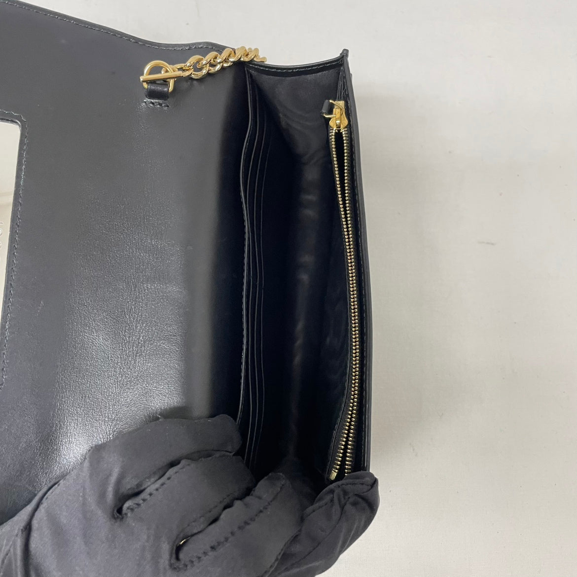 Gucci Black Leather GG Chain Wallet ONE Crossbody Bag 723787