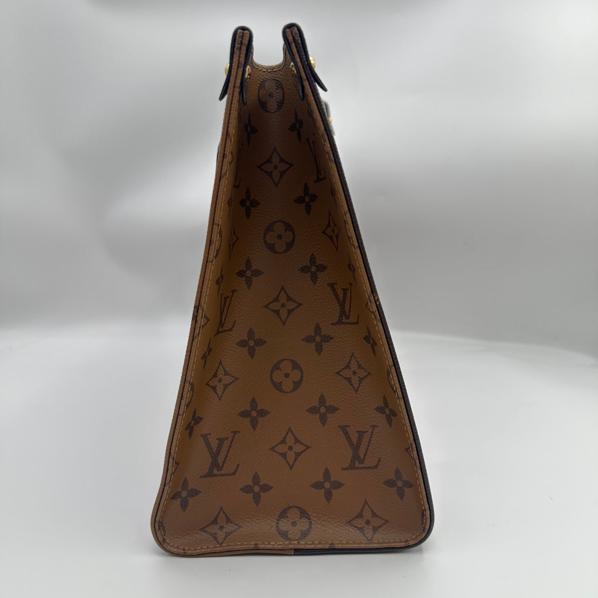 Louis Vuitton OnTheGo MM (LX1582)