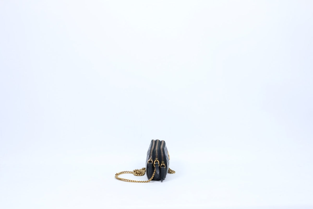 Gucci Black Leather GG Marmont Matelasse Mini Crossbody Bag 546581