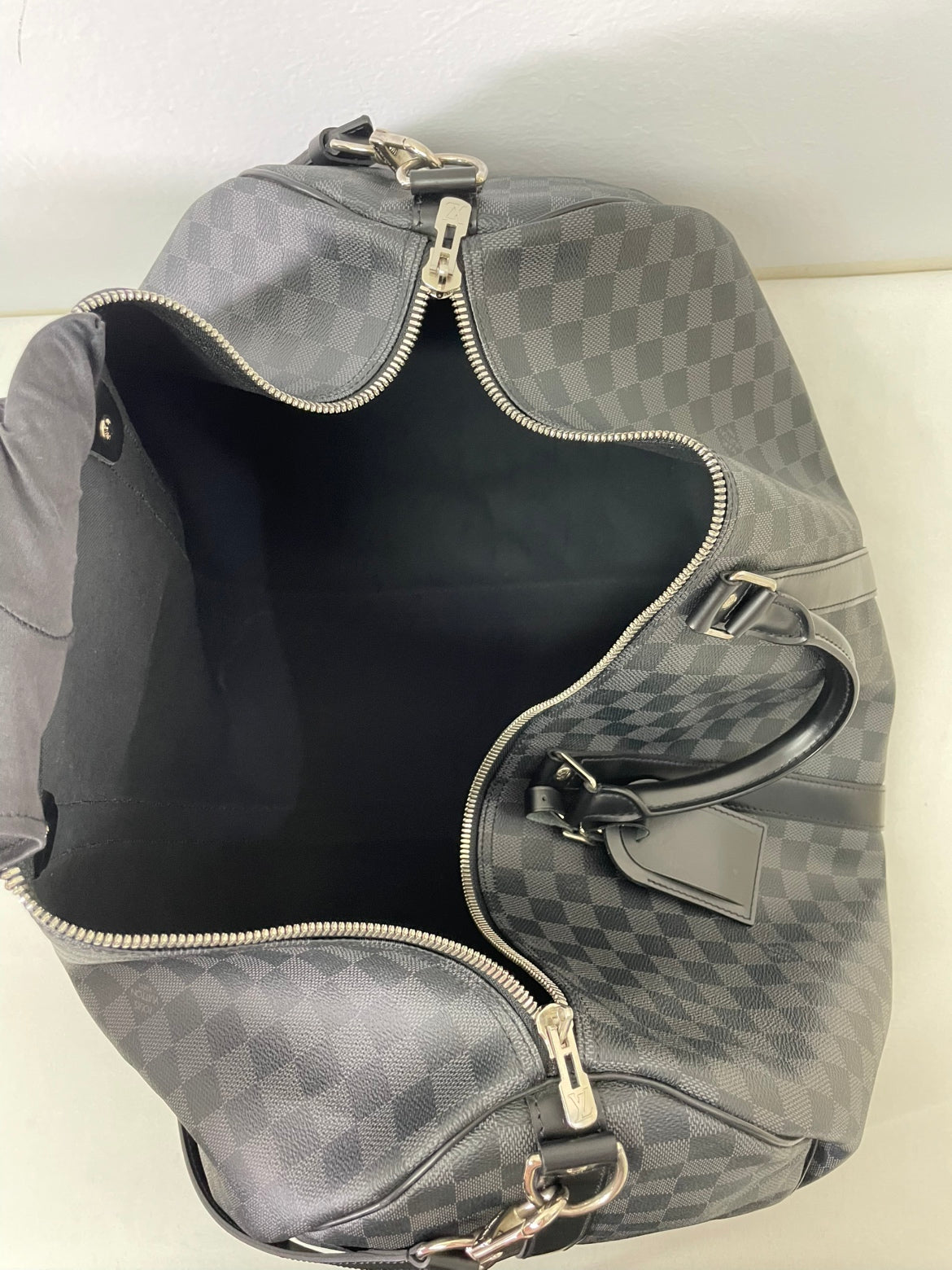 Louis Vuitton Black PVC Damier Graphite Keepall Bandouliere Travel 55 Shoulder Bag N41413