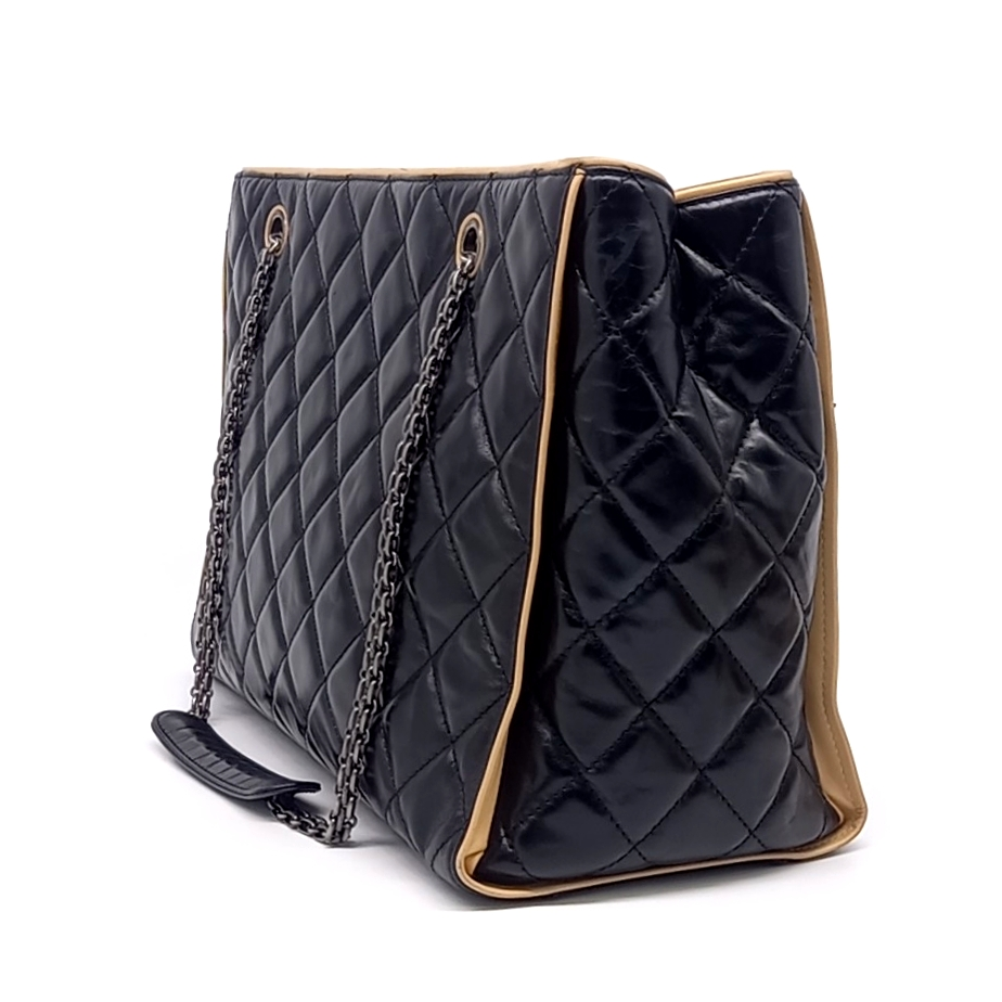 Chanel Vintage 2.55 Chain Shoulder Bag (10311131)