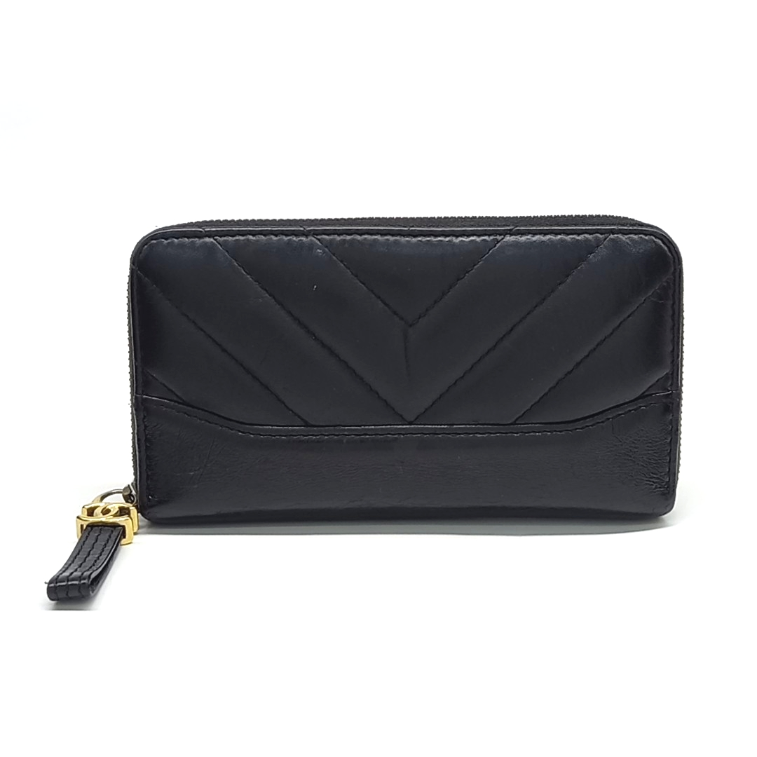 Chanel Chevron Mid-Size Wallet (10565055)