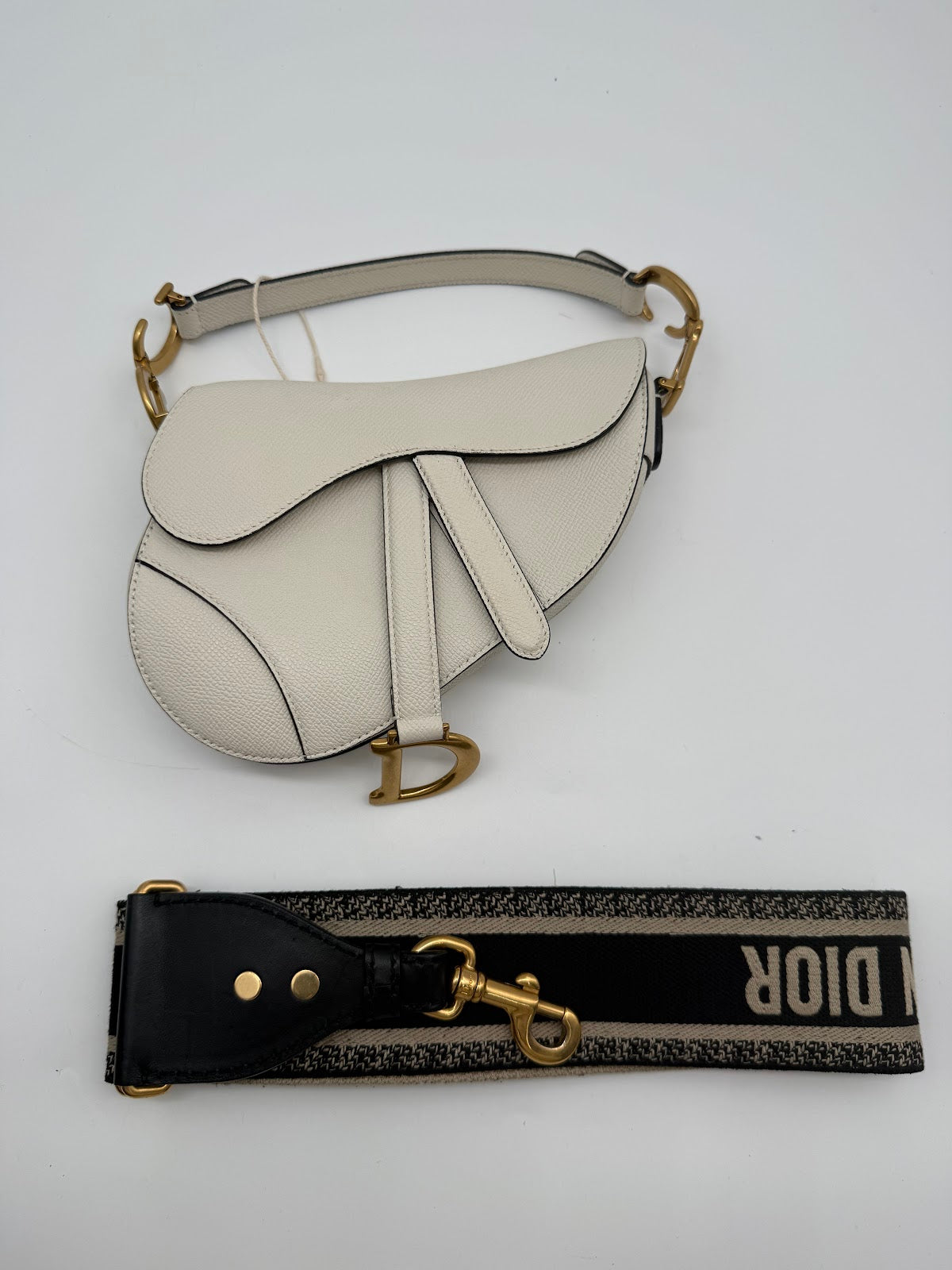 Dior Small Leather Saddle Bag (LX1611)