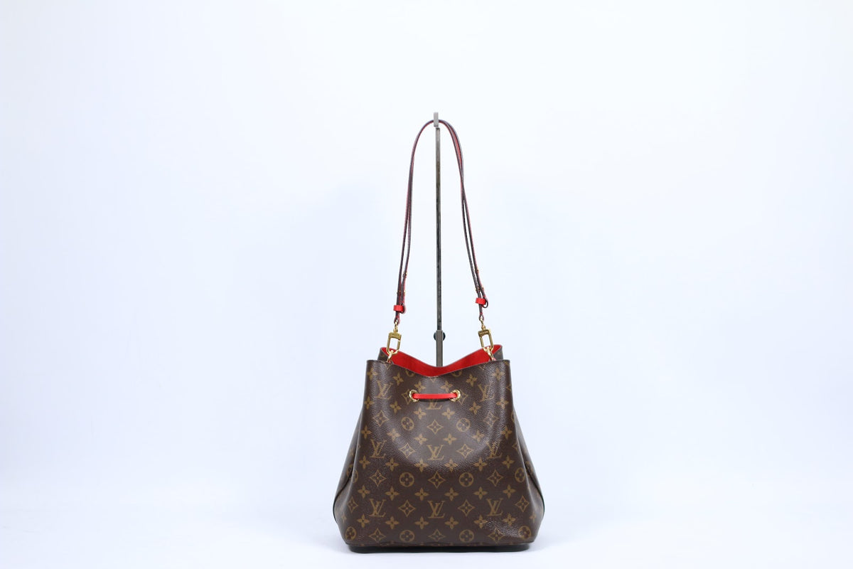 Louis Vuitton Brown Coquelicot PVC Monogram NeoNoe Bucket MM Shoulder Bag M44021 (V1265914)