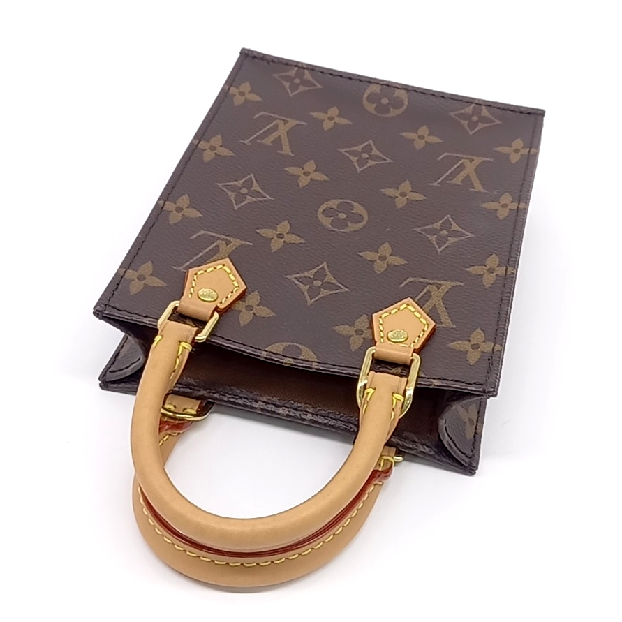 Louis Vuitton Monogram Petit Sac Plat (10419650)