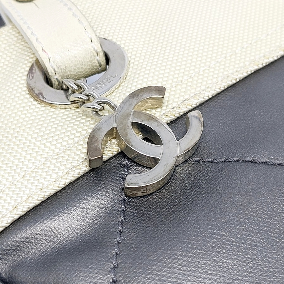 Chanel Biarritz Shoulder Bag (10340571)