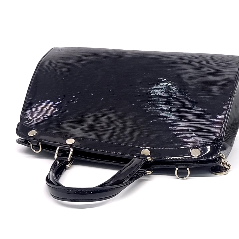 Louis Vuitton Glossy Epi Brea MM M40328 (10359751)