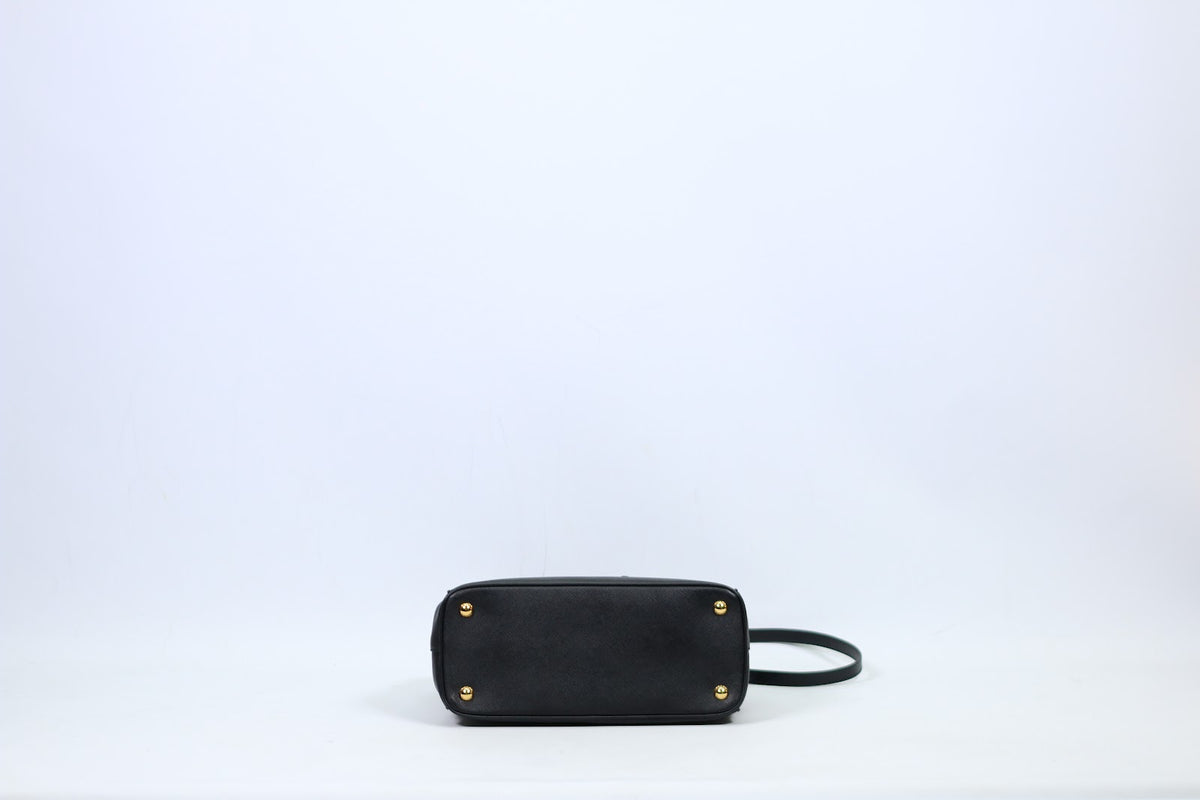 Prada Black Saffiano Galleria Medium Shoulder Bag 1BA863