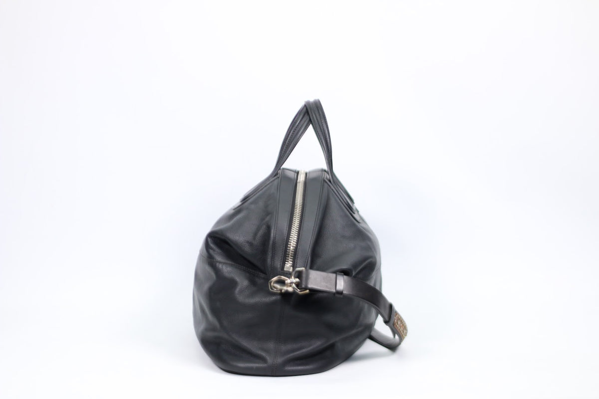 Givenchy Black Leather Nightingale Large Shoulder Bag 11H5002007 (V7910902)