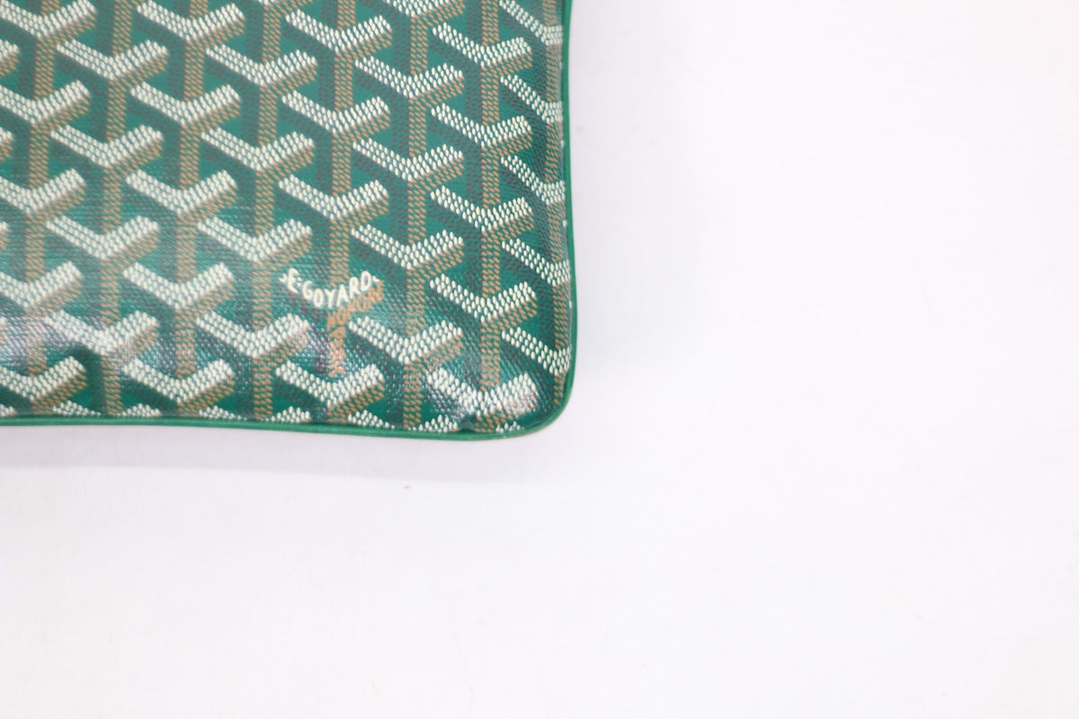 Goyard Green PVC Goyardine Sena MM Clutch (V7120825)
