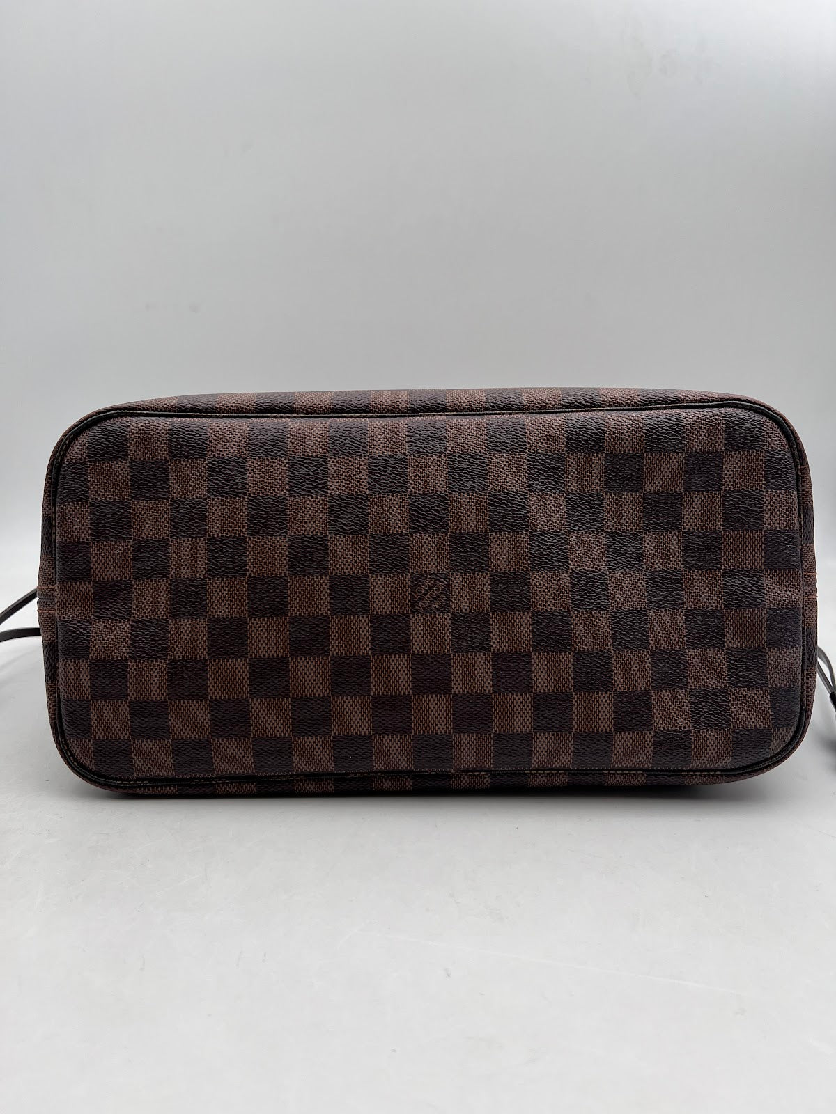 Louis Vuitton Damier Neverfull Tote