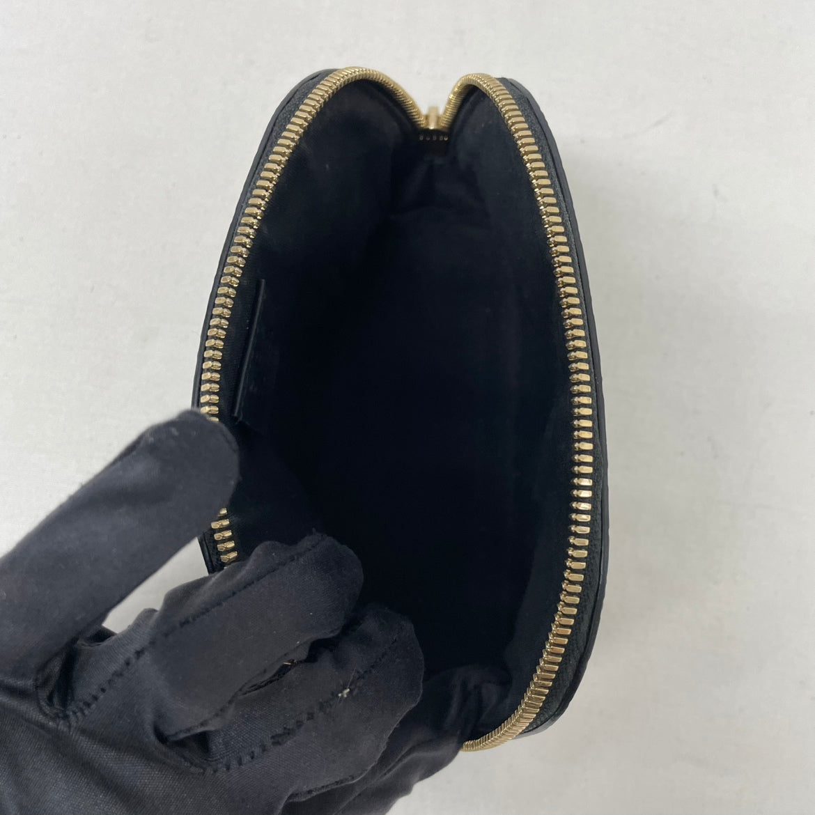 Gucci Black Leather GG Soho Cosmetic Mini Pouch 449893 (V725911)