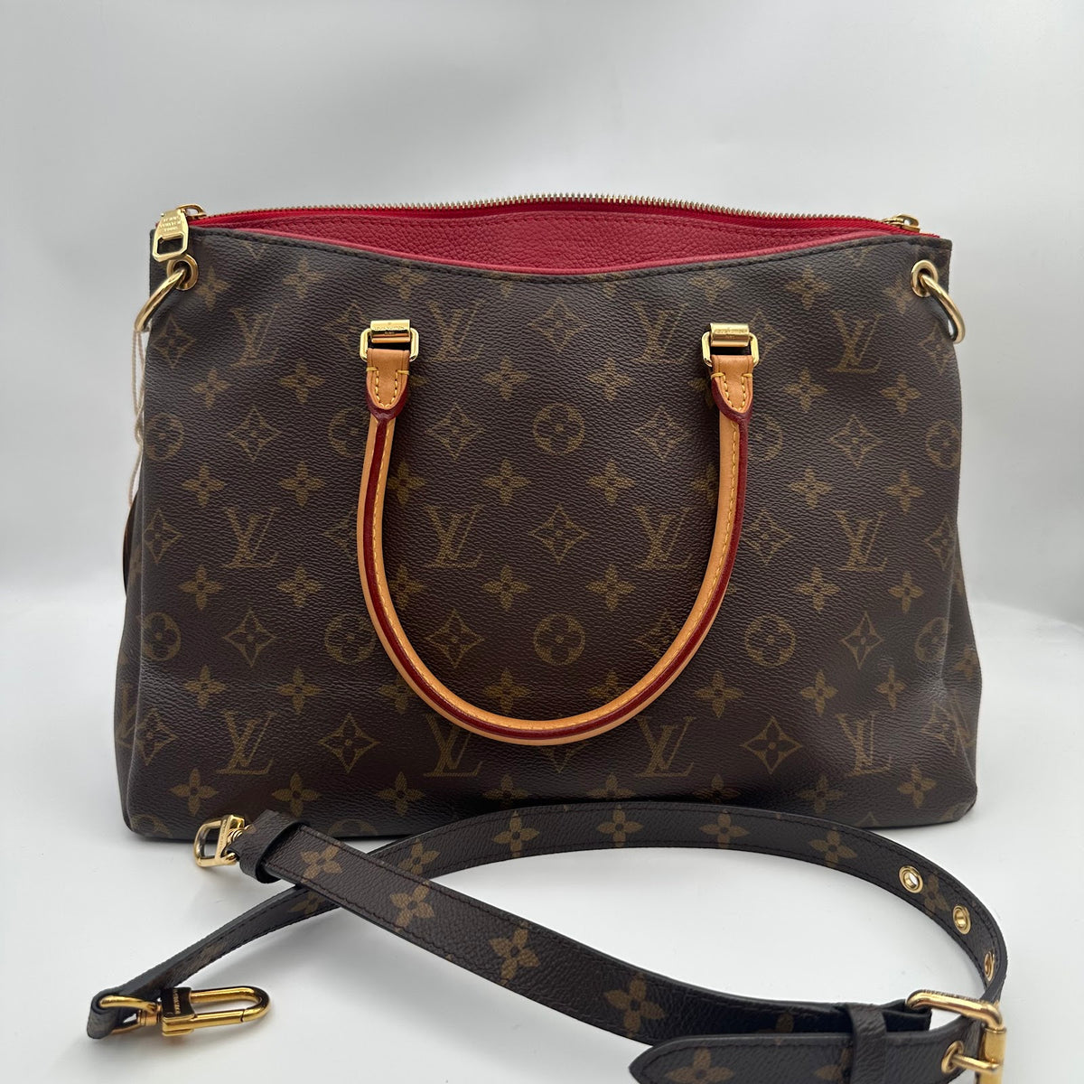 Louis Vuitton Monogram Legendary Bag Red (LY1441)
