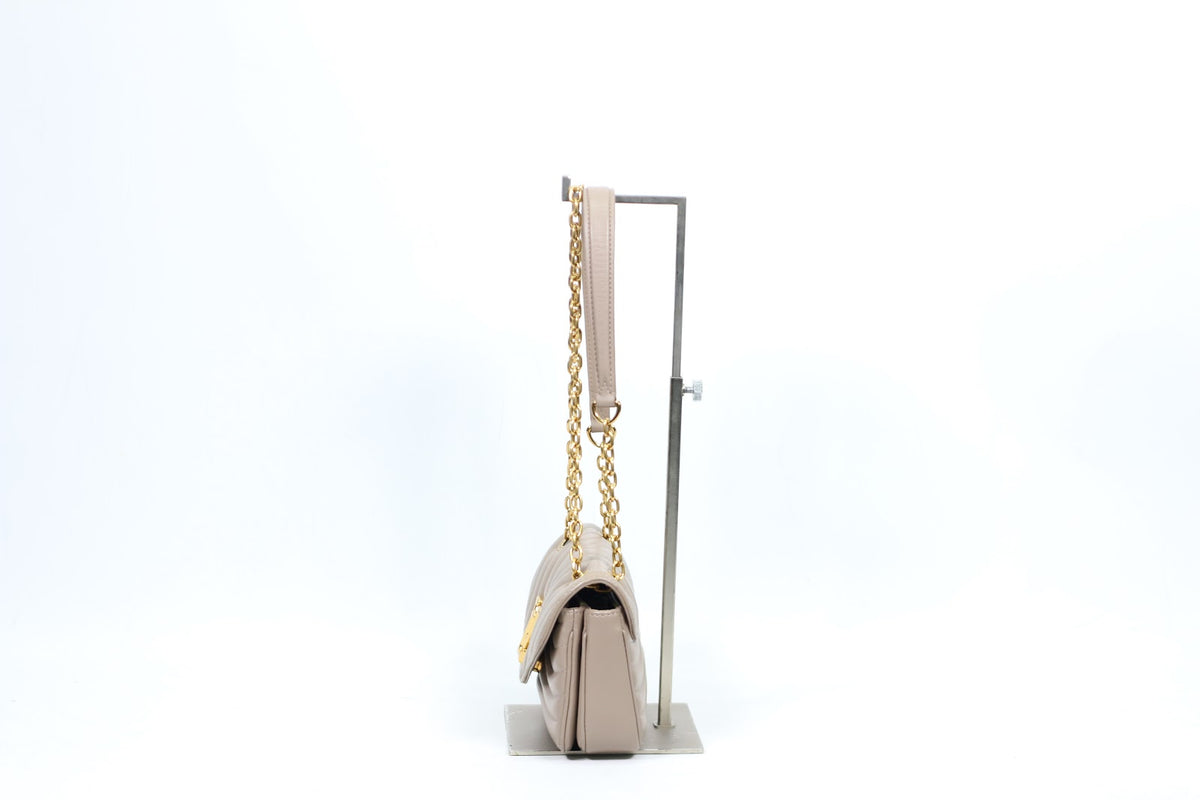 Louis Vuitton Beige Taupe Cowhide Leather LV New Wave Chain ONE Shoulder Bag M58550 (V1275825)
