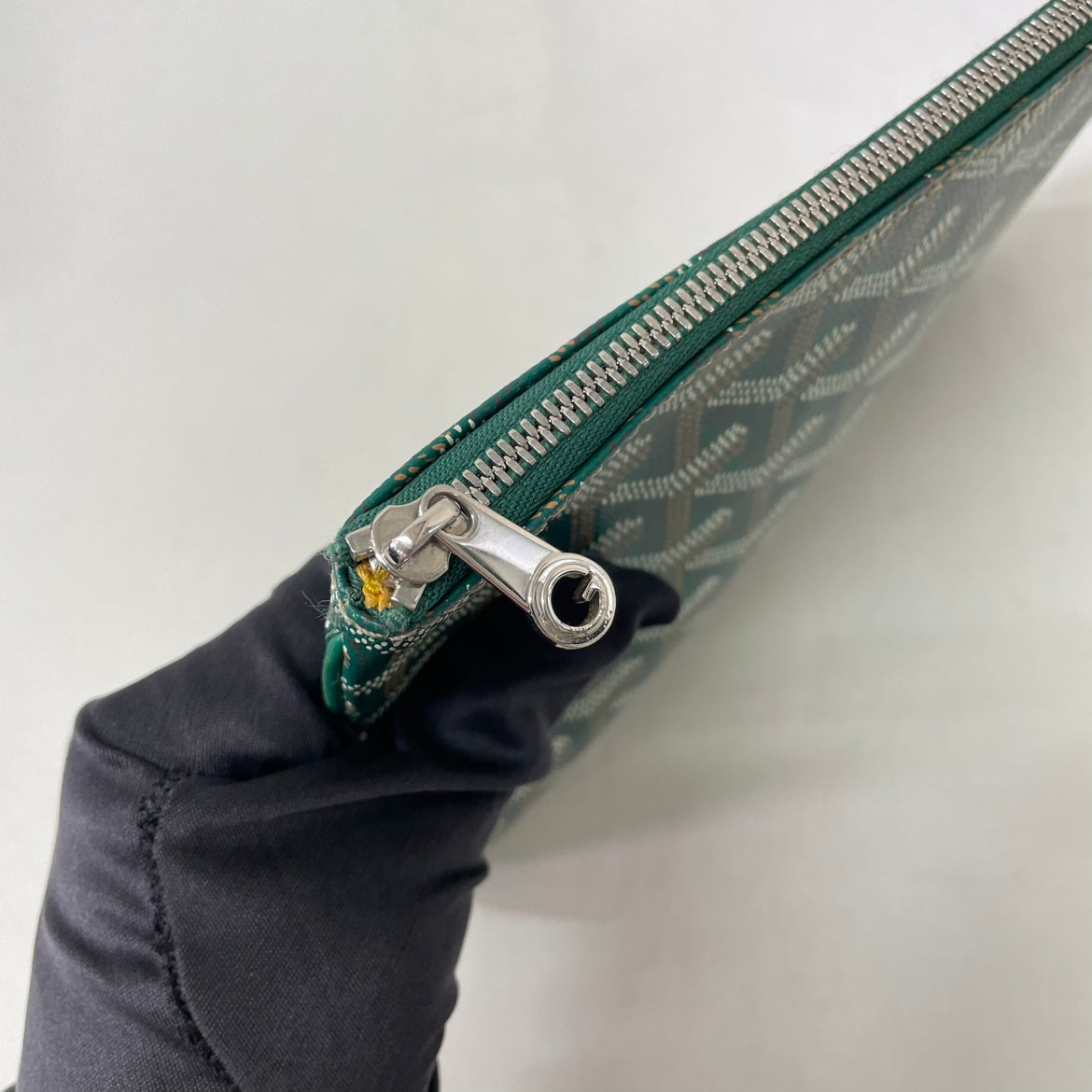Goyard Green PVC Goyardine Sena MM Clutch (V7120825)
