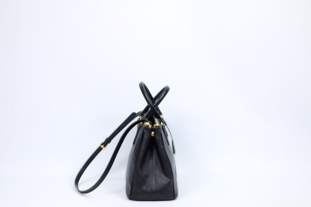 Prada Black Leather Saffiano Lux ONE Shoulder Bag BN2274